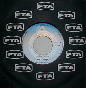 Paul Davis - Cool Night = Noche Fresca