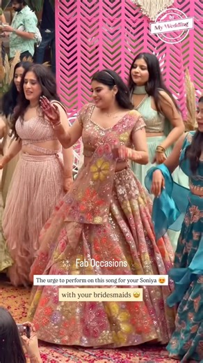 Indian Bride Sangeet Dance with her Bridesmaids | Mehndi Dance | Wedding Dance | Squad Dance #shorts