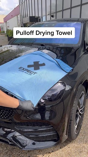 Effective Car Drying with Pulloff Drying Towel