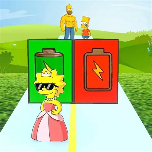 Build-A-Queen Run vs Lisa Simpson, who wins?!