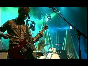 The Cardigans Live in Shepherds Bush Empire London 1996 (12) - Never Recover