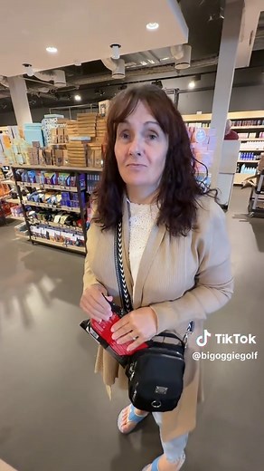 HAVE YOU BEEN TO GLOUCESTER SERVICES ON THE M5? #bigoggie #bigoggiegolf #bigoggiefood #gloucesterservices #M5 #foodanddrink #motorwayservices #food