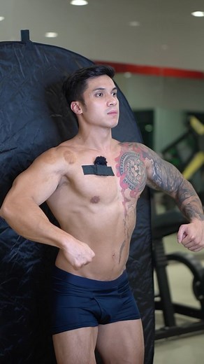 Mastering the Front Relaxed Pose! 💪✨ Excited to share my second posing session with my posing coach, @younggunph! Follow me on my journey as I work to fulfill my childhood dream of stepping on stage and winning my very first bodybuilding medal. Let’s do this! 🏆🔥 #Bodybuilding #PosingPractice #DreamBig #bodybuildingposing #frontlatspread #fitnesstips #fitnesstutorial #tutorial #educational #art #posing | Online Keto Coach Miguel Chanco