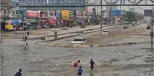 Massive flash flood brings Pattaya to a crawl