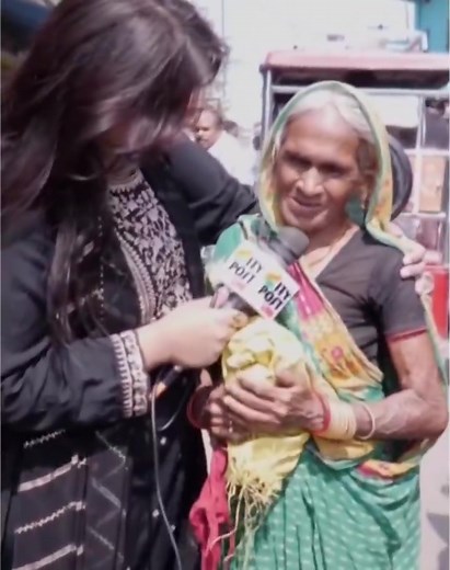 பீகார் தேர்தல் களம்! நிருபர்: அம்மா உங்களுக்கு யார் ரொம்பப் பிடிச்சிருக்கு? லாலுவா, தேஜஸ்வியா? அம்மா: #மோடி தான் எனக்கு ரொம்பப் பிடிச்சிருக்கு! 🙏 #NarendraModi #highlight #BJP4IND | Selva Bala Selva