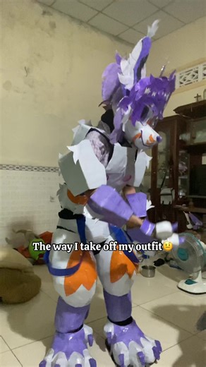 Creando un Fursuit de Papel: Cómo me lo quito