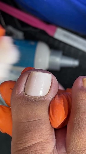 51K views · 1.5K reactions | Esmaltes usados- 1 camad do nenem + 1 do top pop@Impala e 1 do via lactea colorama #unhas #unhasdospes #manicureporamor #manicureepedicure #manicurevideos | Karina Alves | Facebook