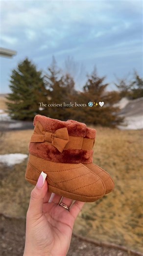 Baby boots ✨🤍