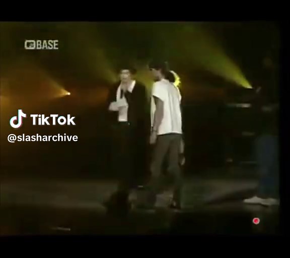 Slash's Iconic 1995 MTV Music Award Rehearsal