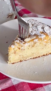 Almond Ricotta Cake! 🇮🇹❤️ With so many ⭐️⭐️⭐️⭐️⭐️ reviews, this is one recipe you don’t want to miss! Comment “cake” and I’ll send the recipe link to your DMs! https://thisdelicioushouse.com/almond-ricotta-cake-italian-dessert/ #italianfood #italiancake #almondricottacake | This Delicious House