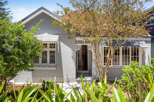 Sydney beachside home auction to give away $7.5m to charity - realestate.com.au