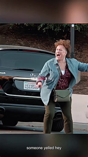 British boxer Anthony Joshua was injured in a car accident in Nigeria, which resulted in the deaths of two other individuals. Footage posted online showed the former heavyweight world champion, shirtless and disoriented, sitting in a damaged vehicle surrounded by shattered glass. #Anthony Joshua# Car Accident#Nigeria