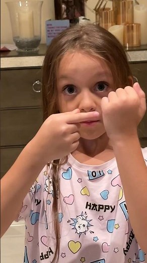 2 fingers magic trick explained