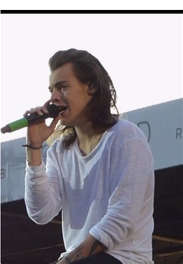 #onedirection #onedirectionreunion #zaynmalik #liampayne #loveontour #fineline #onedirectionvideos #harrystyles #louistomlinson #niallhoran #harrystylesedit #harryshouse #zaynsttstour #tslot #hslot #fy #fyp