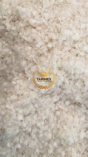 🐟🐠DRIED FISH SCALE 🐟🐠 Fish Scale is the raw material for making collagen, chitin, chitosan...We clean and dry them well before packing in the good exporting standard. The origin of fish scales is from Vietnam deep sea, shallow sea and fresh water (rivers and lakes). The scales are washed multiple times with clean water and sun dried or machine dried. No chemicals are used. Moisture percentage controlling and packaging are monitored carefully. SPECIFICATION: 📌 Material: 100% Dried Tilapia fi