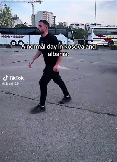 lir_gjinovci (@lir_gjinovci)’s videos with Down on the Floor (Vox) - Ah2