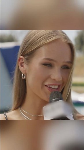 Interviewing Dainty Wilder #skybri #skybriclips #twitch #streamer #bikini