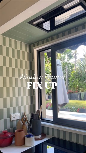 Ria on Instagram: "Mistakes were made…. And sort of fixed… now I need to paint the window frames…. Might wait til after Xmas! 🎄 #riarenovates"