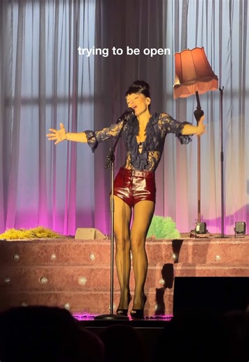 Celebrating Queens: Lily Allen and David Harbour on Tour