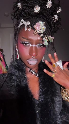 I tried Solange’s eyeliner ✨ happy black history month 🥰 | eyeliner