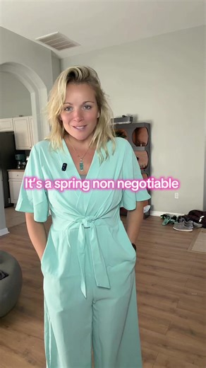 Spring outfits are taking over tiktok. This romper is everything and the colors are perfection . #romper #jumpsuit #springfashion #tiktokshopcreatorpicks