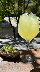 Ratanà on Instagram: "CETRIOLI CAROSELLO :COCKTAIL E CROSTONE #food #ratanà #chef #milano"