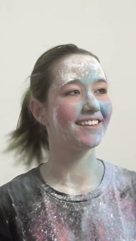 Making the simpsons makeup device