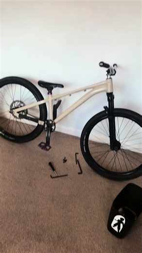 Chain install #bike #bikelife #mtb #dirtjumper #fyp | bike