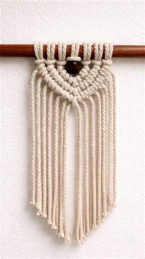 Small Macrame Wall Hanging #macramewallhanging #macramewalldecor #wallhanging #decor #walldecoration