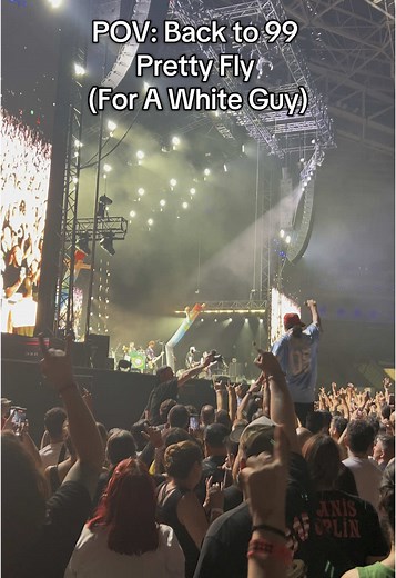 @The Offspring and Pretty Fly (For a White Guy) #theoffspring #offspring #punk #punkrock