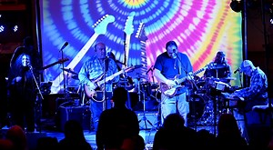 "Looks Like Rain" :: 2/1/25 :: Captain Lawrence Brewing Company :: Stella Blue's Band 🎥: Zapshots Photography | Stella Blue's Band