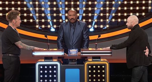 Watch: PAPA ROACH And DAUGHTRY Compete On 'Celebrity Family Feud'