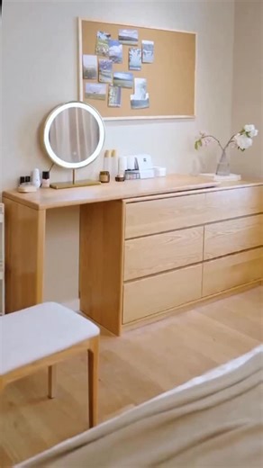 ONLINE SOLID WOOD FURNITURE STORE on Instagram: "A dressing table is more than a place to get ready — it’s a quiet ritual of self-care built into your home. The beauty of a solid ash wood vanity lies in its balance between simplicity and versatility. Its smooth natural surface feels inviting, while the extendable design makes it perfect for adapting to different spaces. Whether tucked into a bedroom corner or used as a shared makeup and work area, it effortlessly combines function with refined c