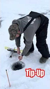 Run Run Run 🐠🧊🎣 #icefishing