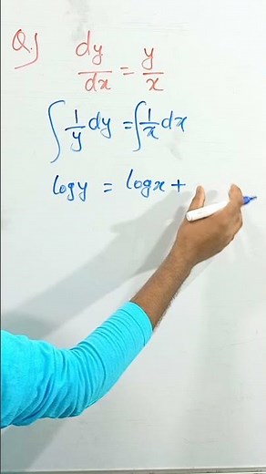 How to find the value of the differential equation dy/dx = y/x