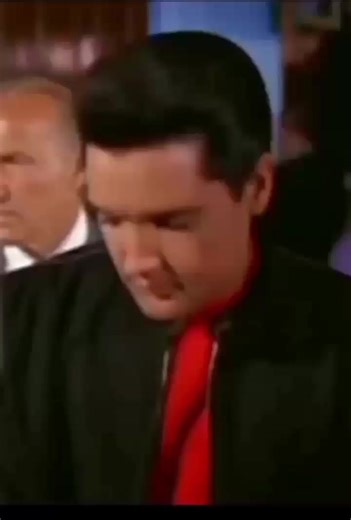 Costume Evolution in Elvis Presley's *Viva Las Vegas*