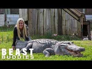 Businesswoman Ditches Career For Giant Gators | BEAST BUDDIES