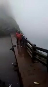 Darwin Award nominees took their friendship to the afterlife