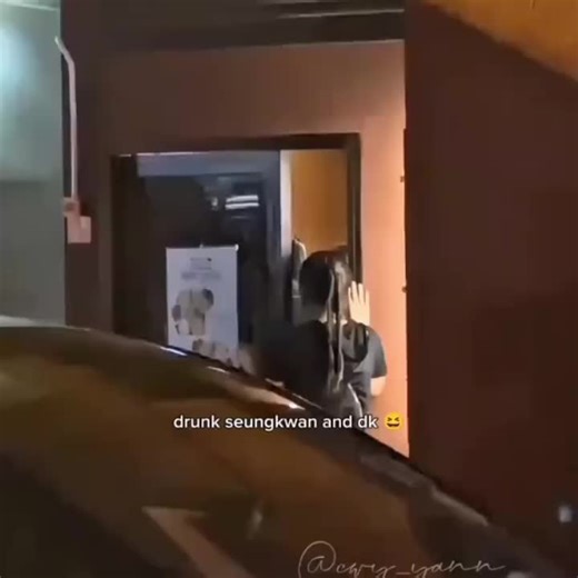 boo slapping himself🤣 DK call his soul to comeback🤣#dk #seungkwan #seventeen #seventeen17_official #svt