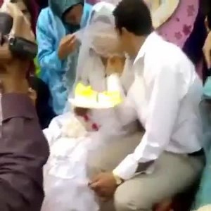 9.7K views · 2.4K reactions | What???? Man slaps wife on day of wedding.... | Nigerian Wedding | Facebook