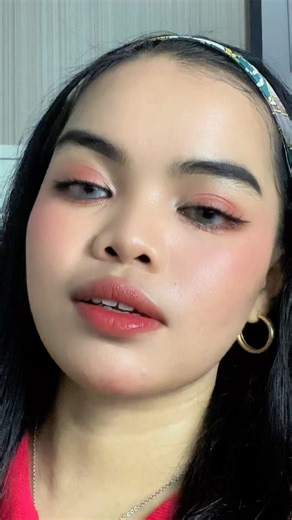 she’s CONFIDENT ‼️#makeup #trendmakeup #makeuptransformation