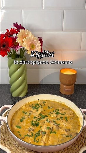 Kipfilet in champignon roomsaus met puree 🥔🍄