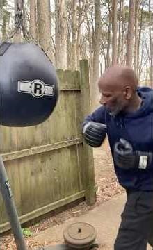 Bodywork training on bag🥊
