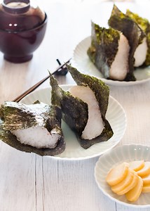 Onigiri (Japanese Rice Ball)