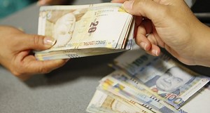 A partir de este 20 de julio los nuevos billetes de 20 y 50 soles entran en circulación, como parte de la nueva familia de billetes que rinde homenaje a destacados héroes y personajes de la historia. ¿Cuáles son sus características y elementos de seguridad poseen? Te lo contamos en este video.