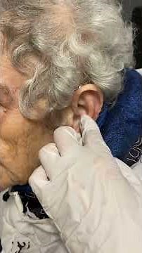 👂 New to Hearing Aids? Here's How to Put One In Properly