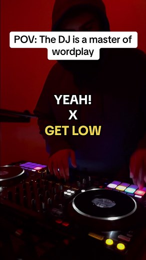 YEAH! X GET LOW MASHUP 1) Yeah! @Usher Raymond @Ludacris 2) Get Low @Lil Jon #dj #remix #mashup #wordplay #yeah #getlow #transition #alien