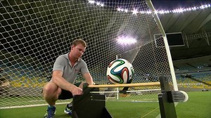 Fifa faz teste no Maracanã com tecnologia na linha do gol