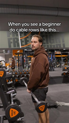 How to actually hit your lats on cable rows, do this to grow a wider back #gym #bodybuilding #fyp