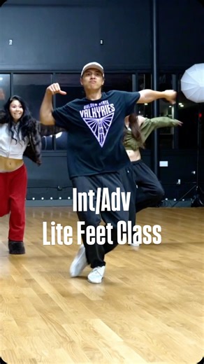 Cole on Instagram: "love me some lite feet training thanks for class, @xaeiman and @1upcrew_ !"